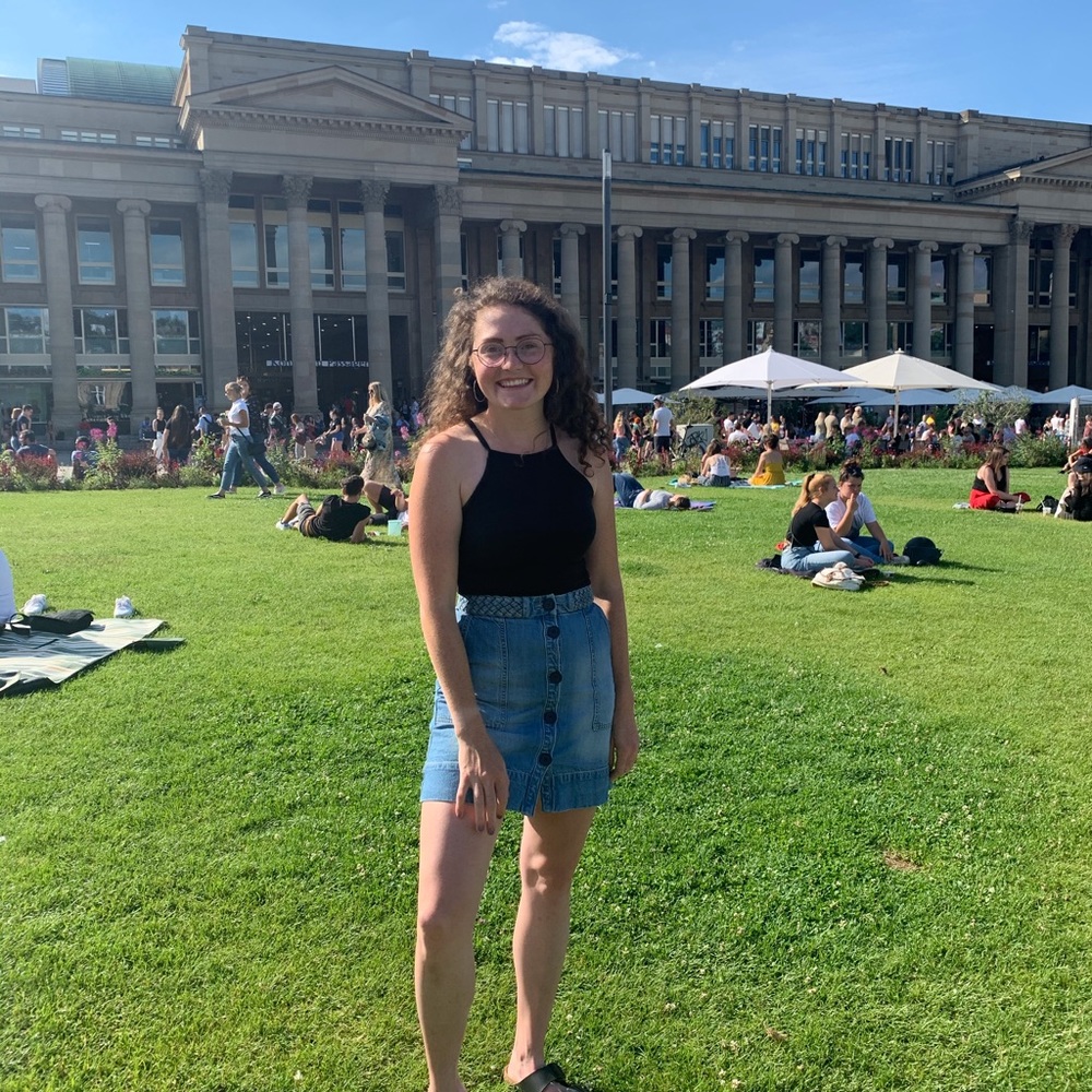 Meet your Posher, Renee